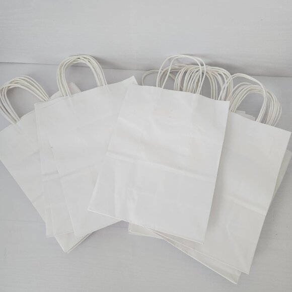 NEW BagDream Paper Gift Bags with Handles ~ 8x4.25x10.5 ~ White ~ 29 Count - Picture 3 of 5
